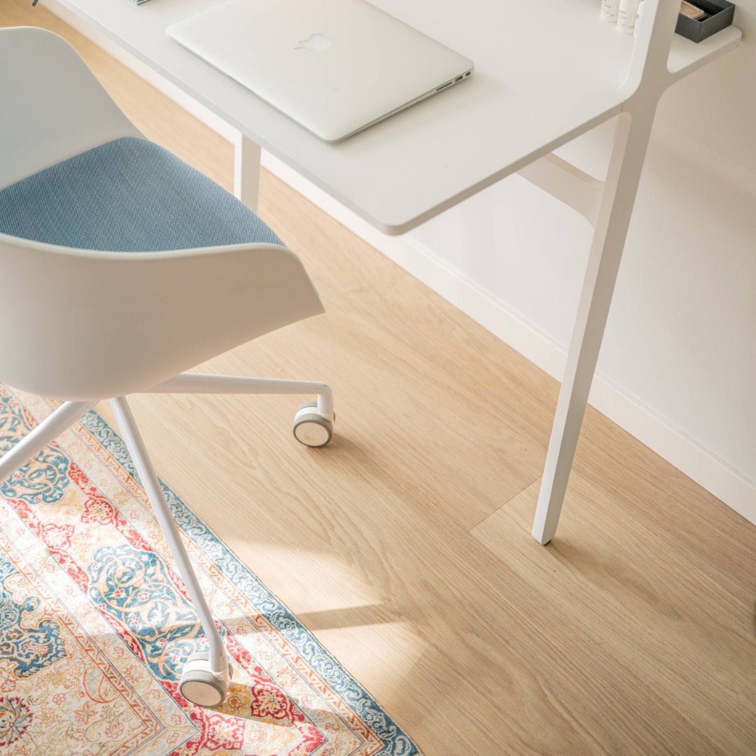 Misty White | Oak | In Stock - Image 13