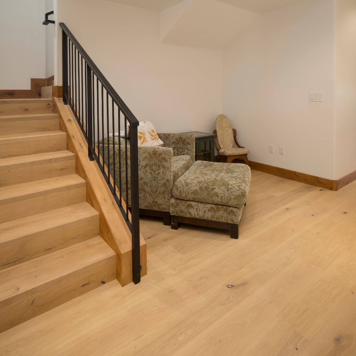Perla | Oak | In Stock - Image 8