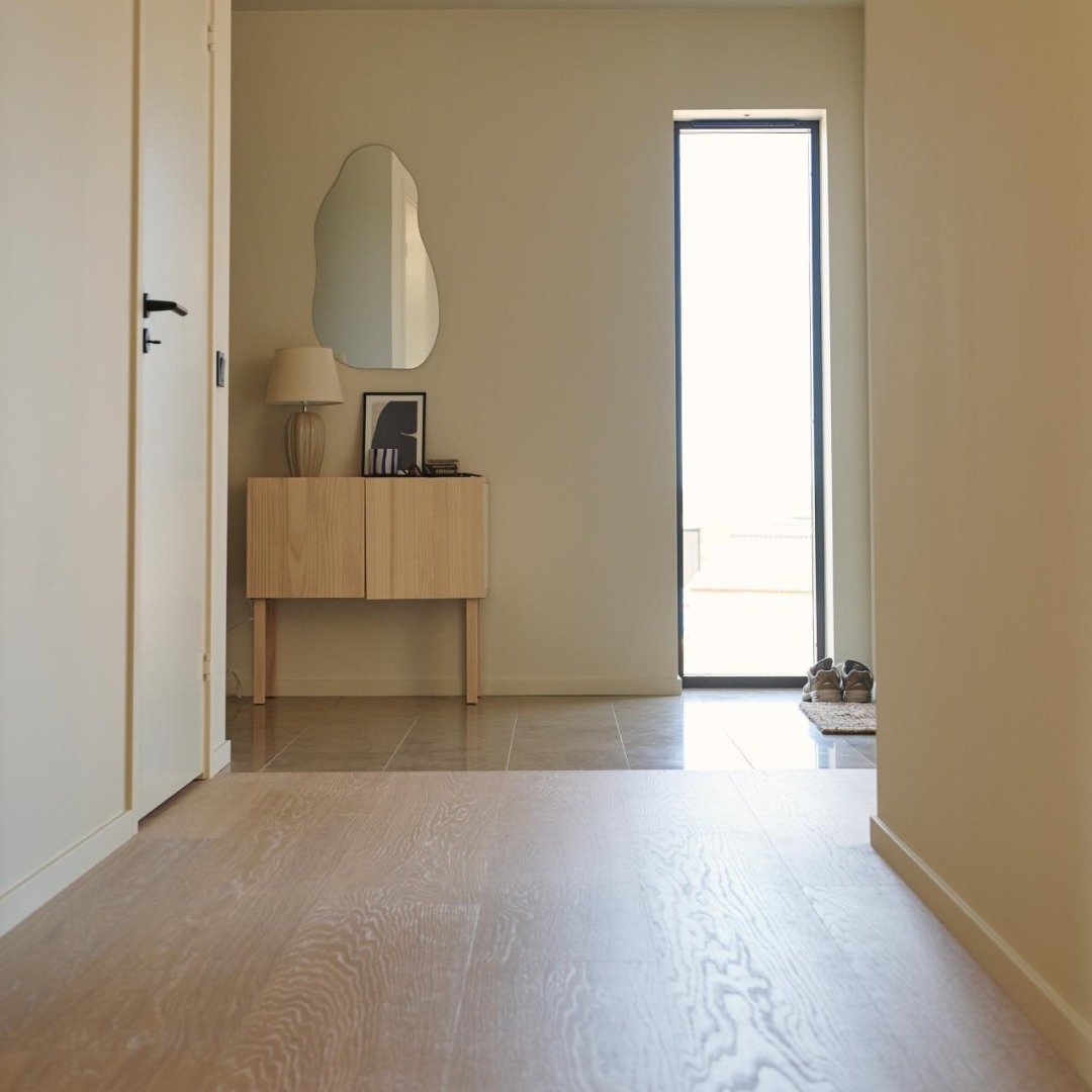 Powder White | Oak | In Stock - Image 15